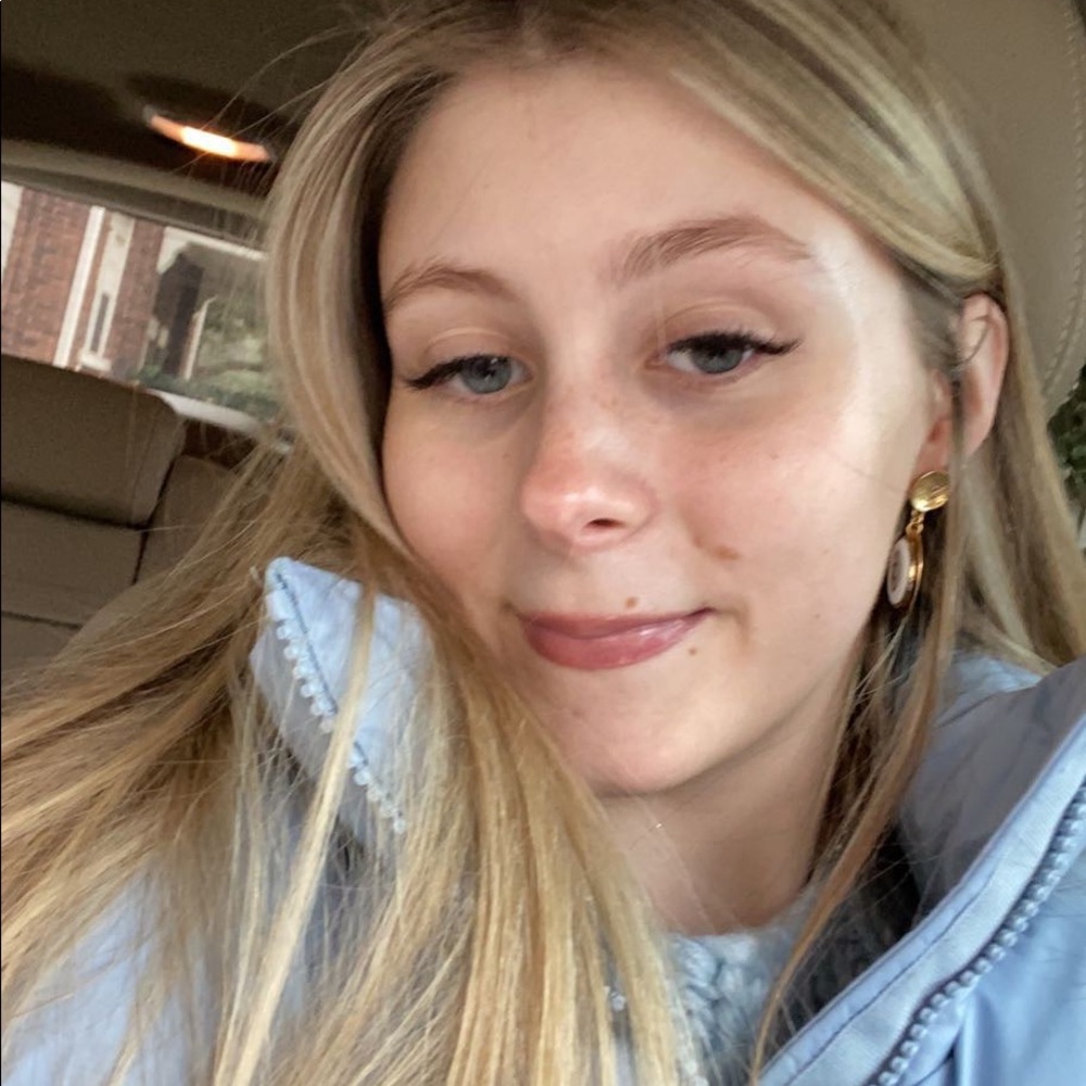 Meet your Posher, Isabella